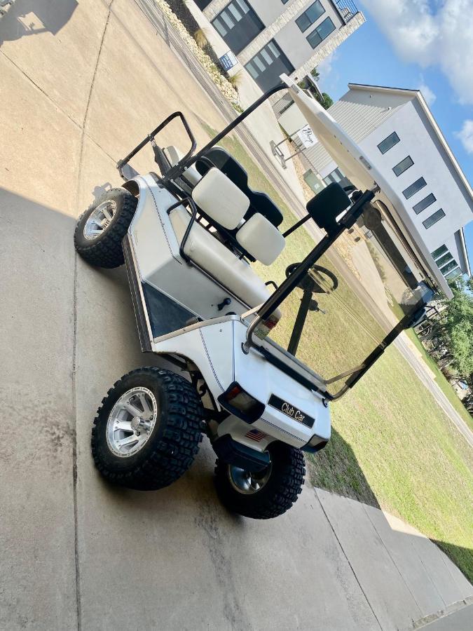 Lakeland Casita In Point Venture Optional Golf Cart Holiday home *